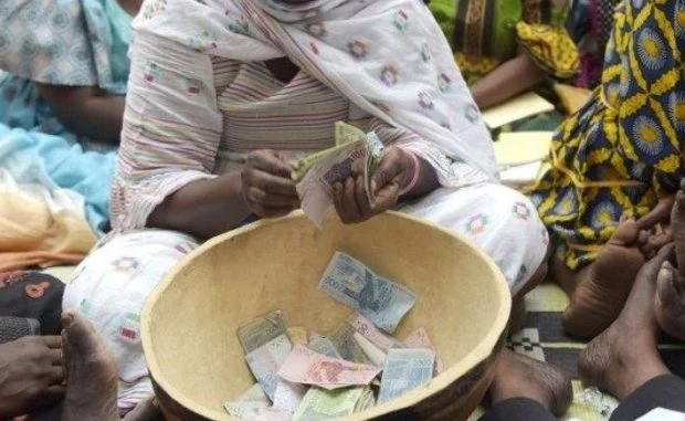 Fatick : la femme qui gérait la caisse épargne pour la Tabaski dépouillée de plusieurs millions et des tissus
