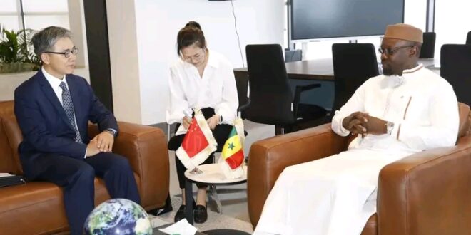 L&rsquo;ambassadeur De La République Populaire De Chine Reçu En Audience Par Ousmane Sonko
