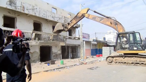 Démolition d’un bâtiment menaçant ruine : Le marché Ocass de Touba débarrassé d’un danger – Lequotidien
